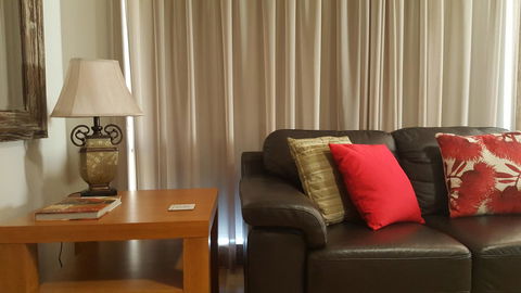Jacaranda Homestay - Accommodation BNB 6