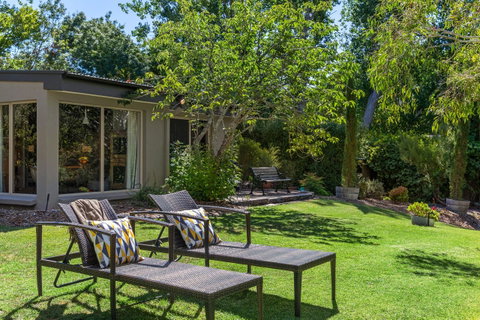 Adelaide Hills Retreats - Accommodation BNB 26