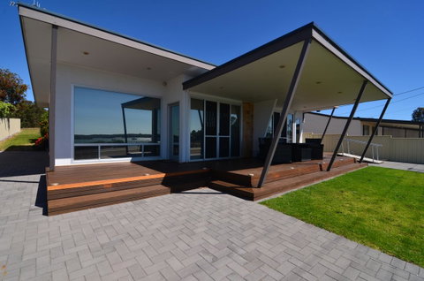 Beachview - Accommodation BNB 1