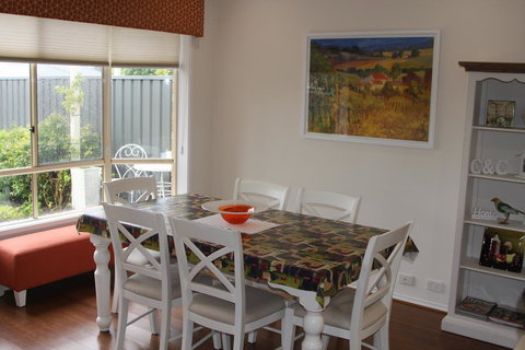 C And C Tanunda - Accommodation BNB 11