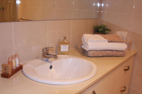 C And C Tanunda - Accommodation BNB 7