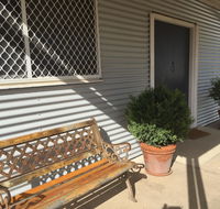 35 Trevena Road - Accommodation BNB