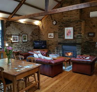 William Hunt's Retreat - Cypress Studio - Accommodation BNB