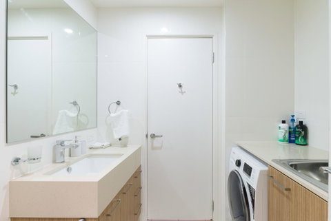 Ther-Rich 2Brm CBD Apartment - Accommodation BNB 30