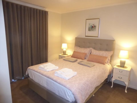 ADELAIDE CENTRAL APARTMENT - 3BR, 2BATH & CARPARK - Accommodation BNB 11