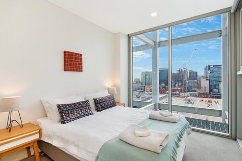 Stylish And Comfortable, Views Over Gouger St! - Accommodation BNB 9