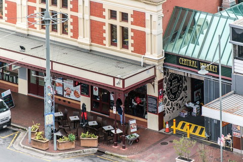 Stylish And Comfortable, Views Over Gouger St! - Accommodation BNB 17