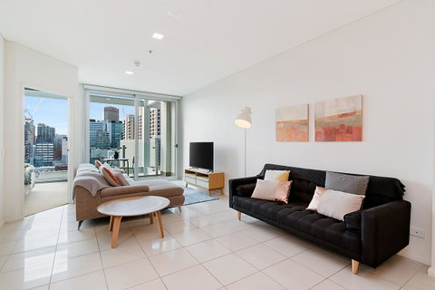 Stylish And Comfortable, Views Over Gouger St! - Accommodation BNB 0