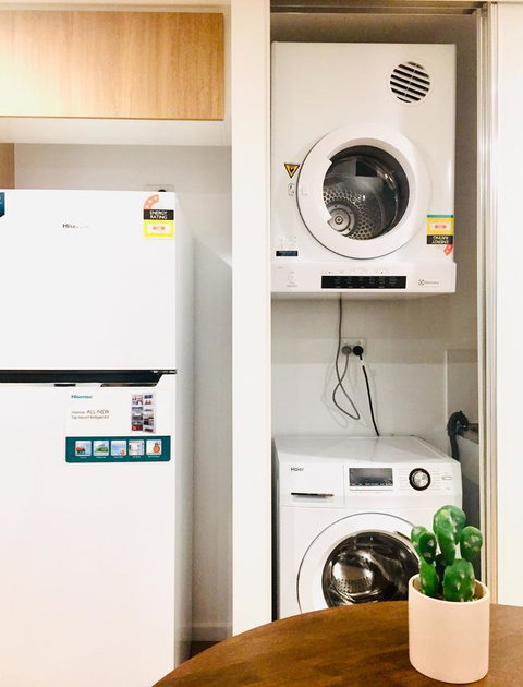 Mid City Apartment - Accommodation BNB 9