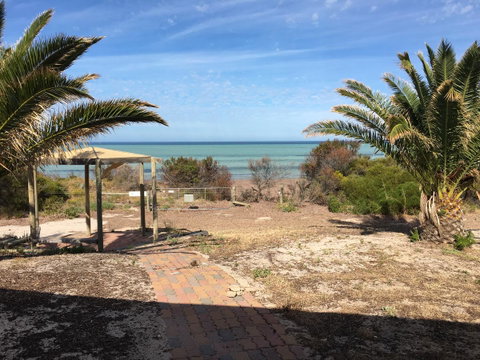 Shangri La Moonta Bay - Accommodation BNB 5