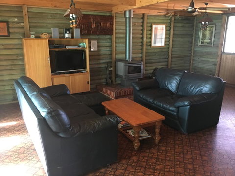 Shangri La Moonta Bay - Accommodation BNB 8