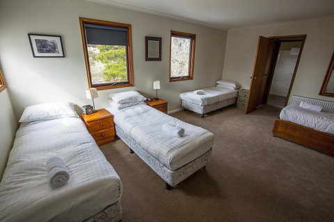 Eagles Range - Accommodation BNB 10