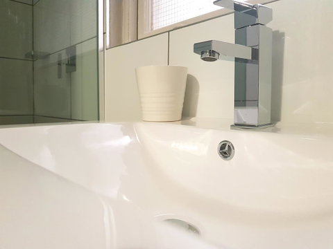 Ambassadors Hotel - Accommodation BNB 10