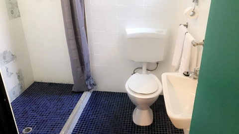 Ambassadors Hotel - Accommodation BNB 37