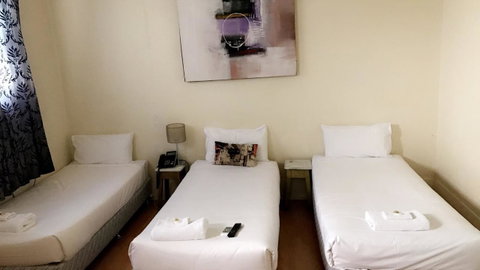Ambassadors Hotel - Accommodation BNB 43