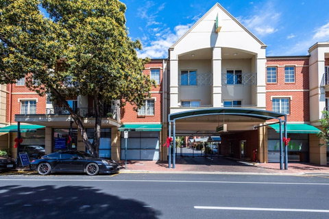 Executive 3 Bedroom Apartment + Internet + Parking - Accommodation BNB 23