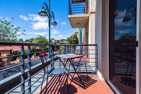 Executive 3 Bedroom Apartment + Internet + Parking - Accommodation BNB 6