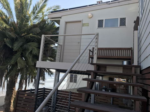 Beachside & Jetty View Apartment 6 - Captain\'s Apt - Accommodation BNB 7