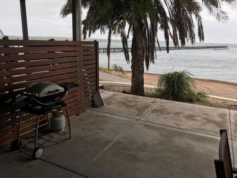 Beachside & Jetty View Apartment 6 - Captain\'s Apt - Accommodation BNB 26
