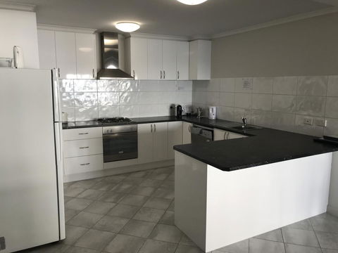 Beachside & Jetty View Apartment 6 - Captain\'s Apt - Accommodation BNB 33
