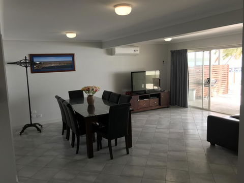 Beachside & Jetty View Apartment 6 - Captain\'s Apt - Accommodation BNB 27