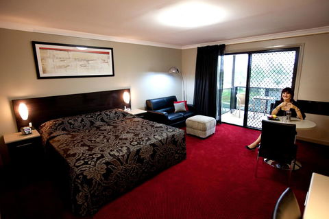 Cattlemans Country Motor Inn & Serviced Apartments - Accommodation BNB 8