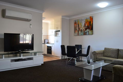 Cattlemans Country Motor Inn & Serviced Apartments - Accommodation BNB 42