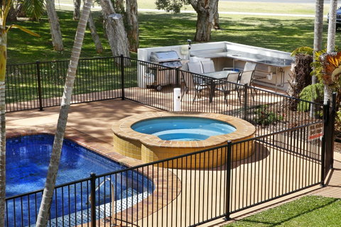 Aston Motel Yamba - Accommodation BNB 14