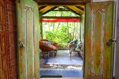 The Lotus Eater - Accommodation BNB 8
