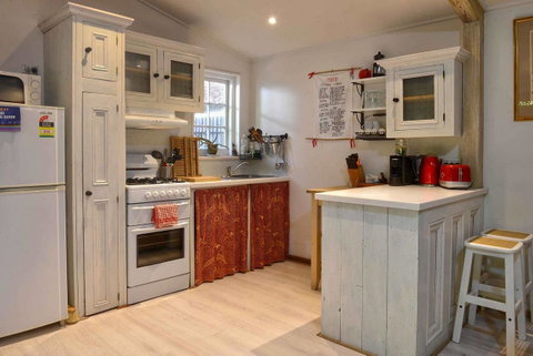 The Lotus Eater - Accommodation BNB 9