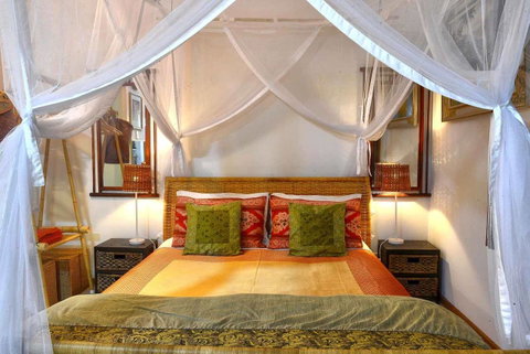 The Lotus Eater - Accommodation BNB 22