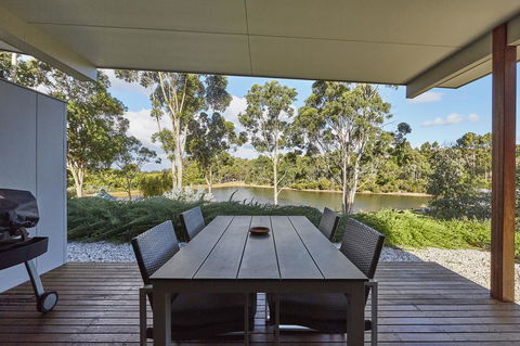 Eight Willows Retreat - Accommodation BNB 4