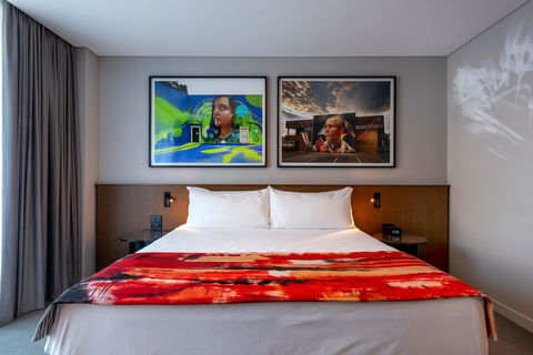 The Adnate Perth - Art Series - Accommodation BNB 16