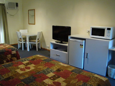 Dunsborough Central Motel - Accommodation BNB 8