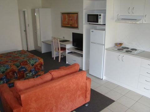 Dunsborough Central Motel - Accommodation BNB 5