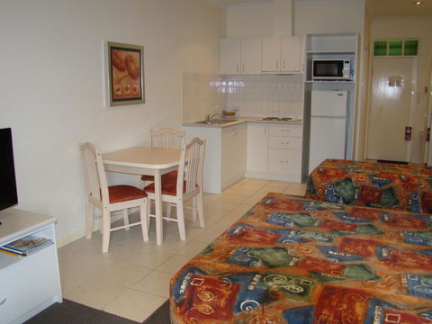 Dunsborough Central Motel - Accommodation BNB 10