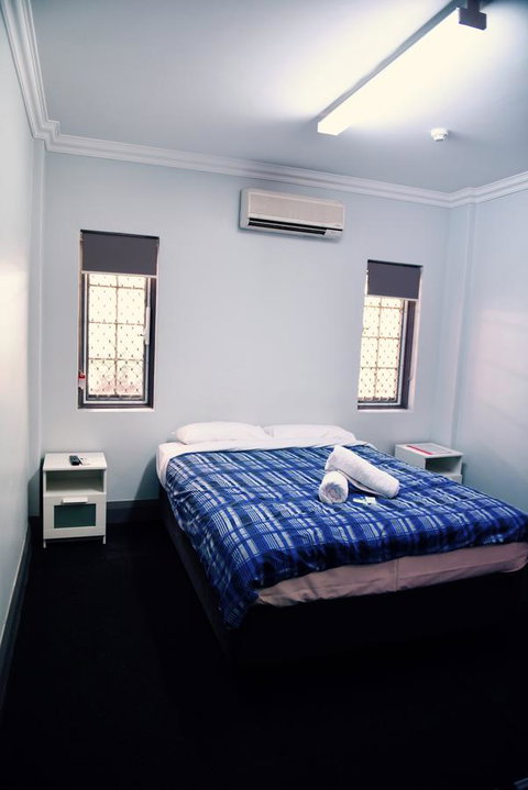 The Emperors Crown Hostel - Accommodation BNB 27