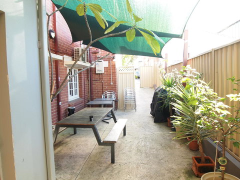 The Emperors Crown Hostel - Accommodation BNB 17