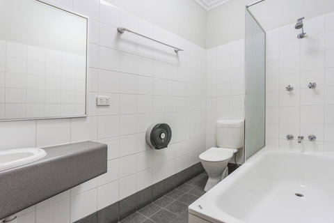 The Emperors Crown Hostel - Accommodation BNB 26