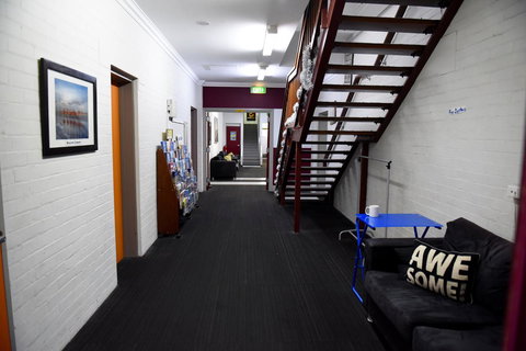 The Emperors Crown Hostel - Accommodation BNB 22