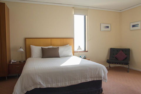 Ocean Beach Hotel - Accommodation BNB 1