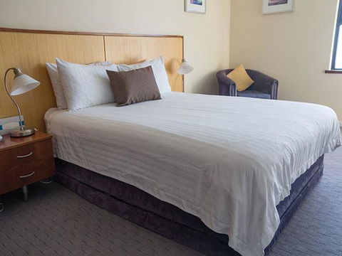 Ocean Beach Hotel - Accommodation BNB 0