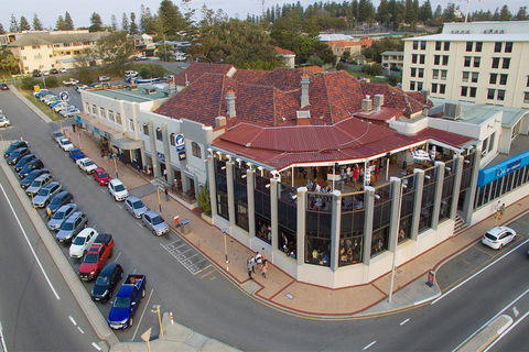 Ocean Beach Hotel - Accommodation BNB 3