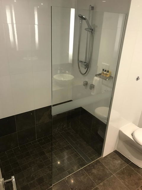 Residence On Langley Park - Accommodation BNB 5