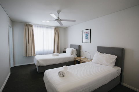 Canal Rocks Beachfront Apartments - Accommodation BNB 41