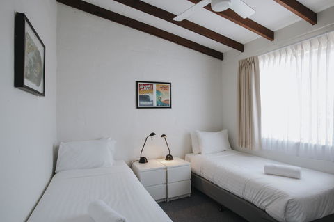 Canal Rocks Beachfront Apartments - Accommodation BNB 31