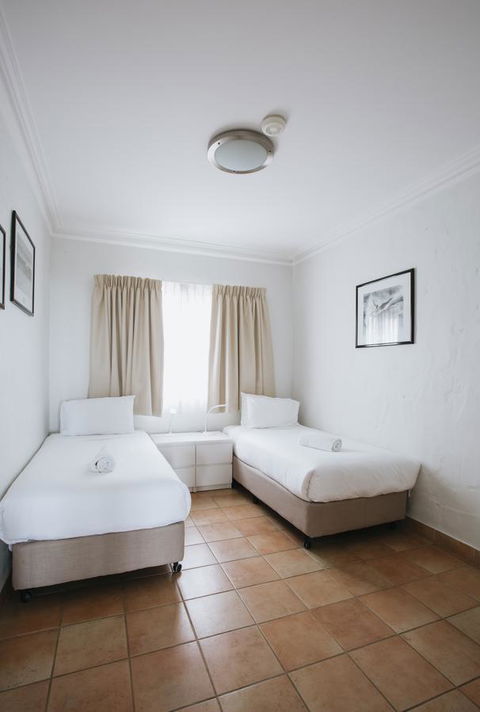 Canal Rocks Beachfront Apartments - Accommodation BNB 32