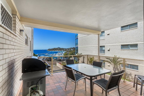 Laman Lodge, Unit 2, 15 Laman Street - Accommodation BNB 13