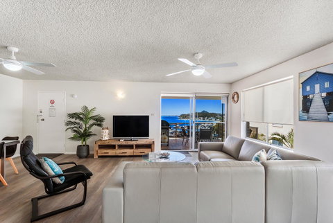 Laman Lodge, Unit 2, 15 Laman Street - Accommodation BNB 0