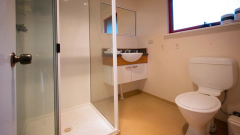 Karri Mia Chalets And Studios - Accommodation BNB 26